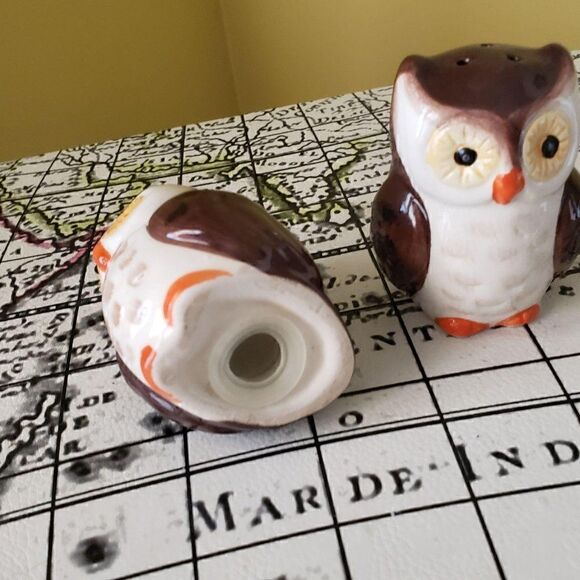 Vintage Little Owl Couple Salt & Pepper Shaker Set - Picture 5 of 8